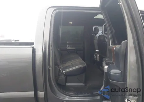 2017 Ford F-250 Platinum из США, поврежденный, VIN 1FT7W2BT4HEB51261